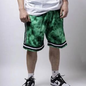 $110 Mitchell & Ness Boston Celtics Galaxy Swingman Mens Green 99